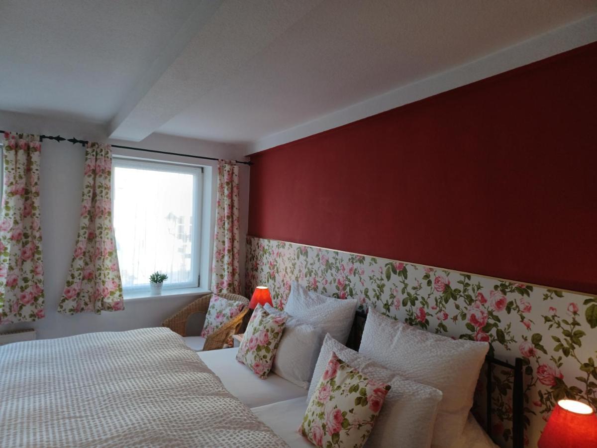 Ferienwohnung Teestube Wernigerode "Rose" Bagian luar foto